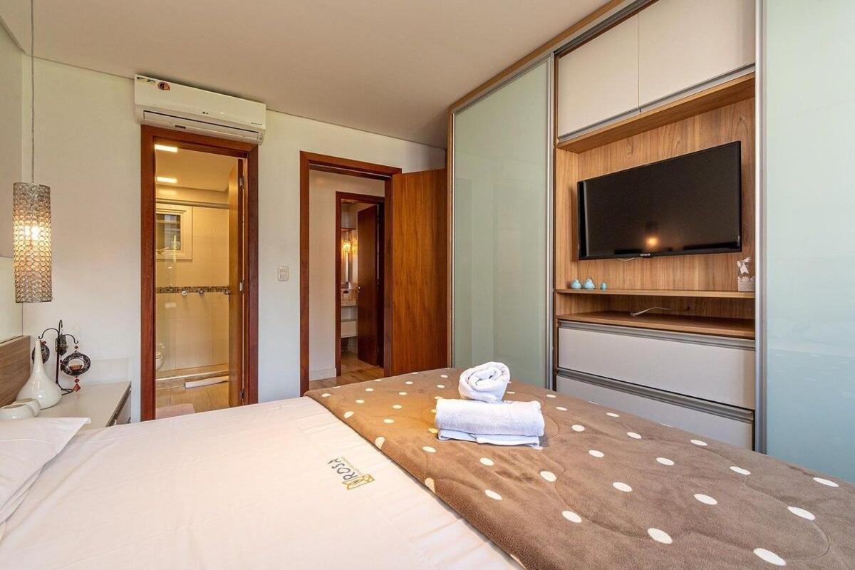 Rosa Edificio Parque Da Vinicola Apartment กรามาโด ภายนอก รูปภาพ